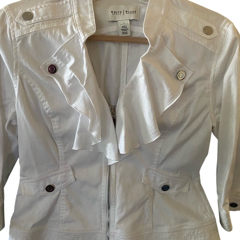 White House Black Market Women's‎ White Ruffle Zip Front Blouse Size 6